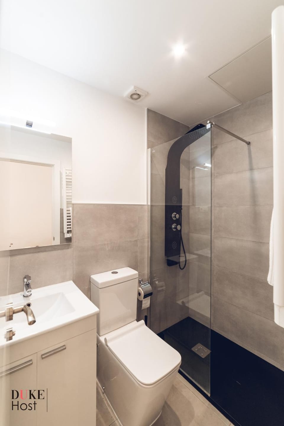 Santa Maria de la cabeza2 Apartments Apartment in Madrid