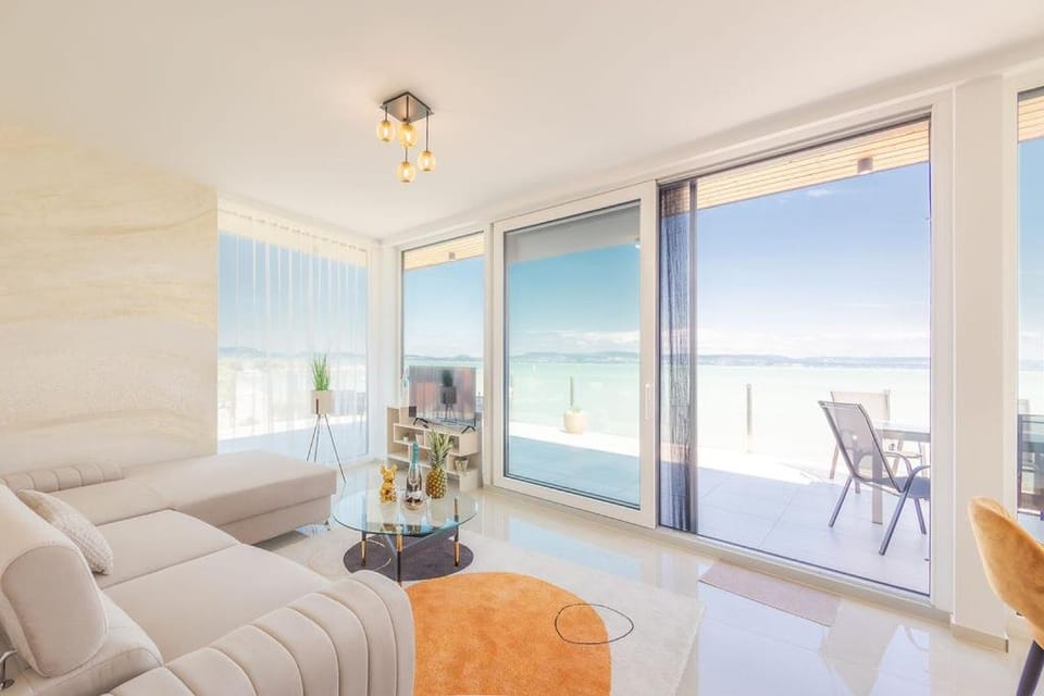 LelleMarine by BLTN Apartmanok Balatonlelle Apartment in Hungary