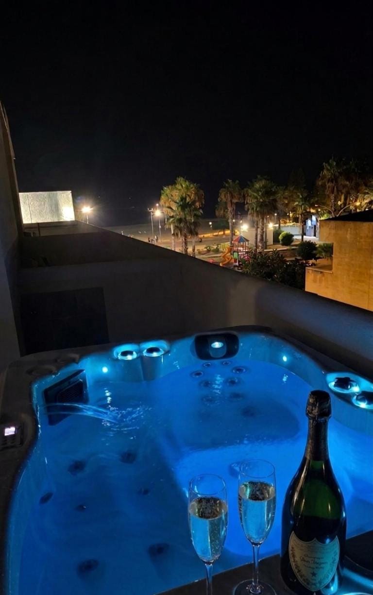 MARE e Terra Holiday fronte mare Apartment in San Vito Lo Capo