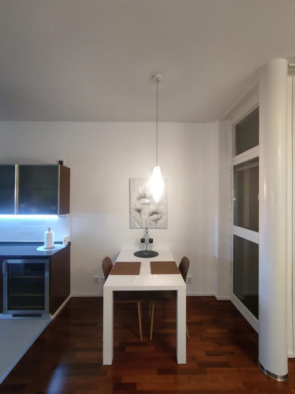 Dining area, Lunch