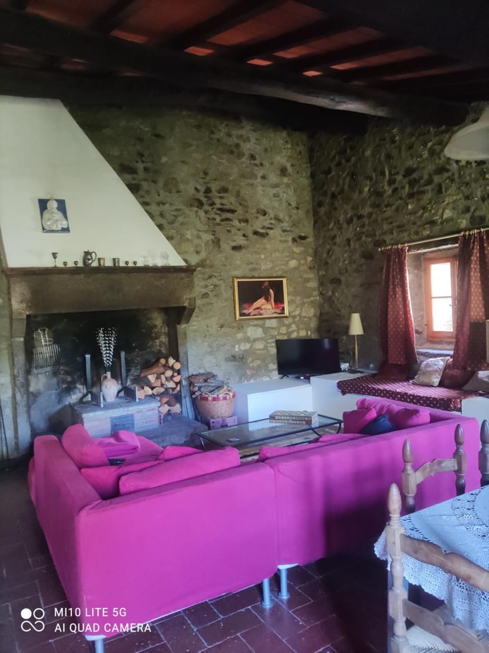 Living room, Seating area