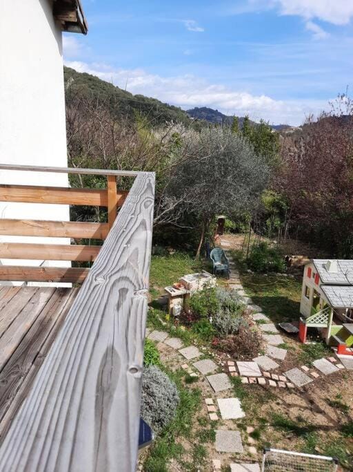 Balcony/Terrace, Garden view