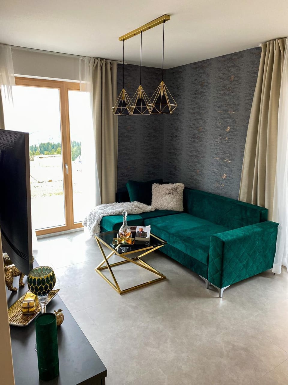Living room, Seating area