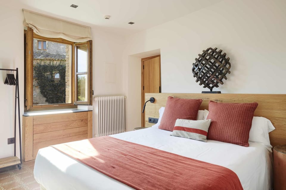 Bed, Balcony/Terrace, Photo of the whole room, Bedroom, internet, air conditioner