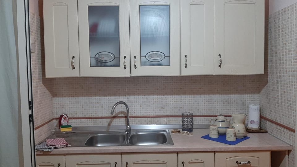 pet friendly, stove