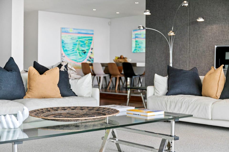 Azure House in Lorne