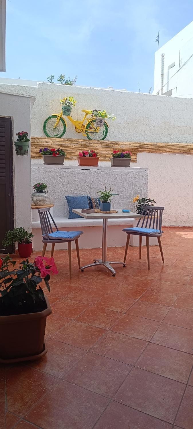 White Home in Naxos town Apartment in Naxos