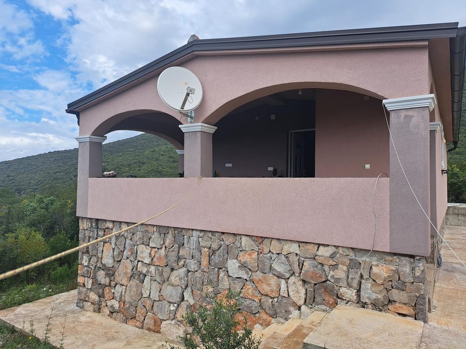 Holiday Home Apartment Ceranic Kotor Tivat Apartment in Kotor Municipality