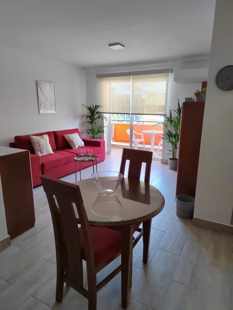 Living room, Dining area