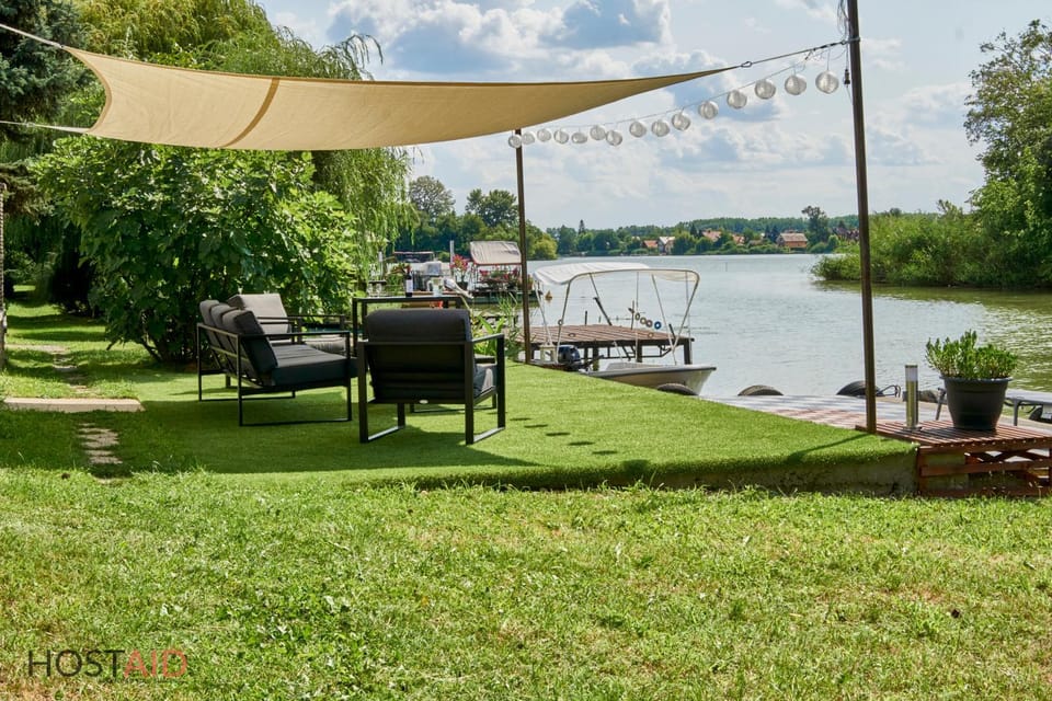 Patio, Garden, Beach