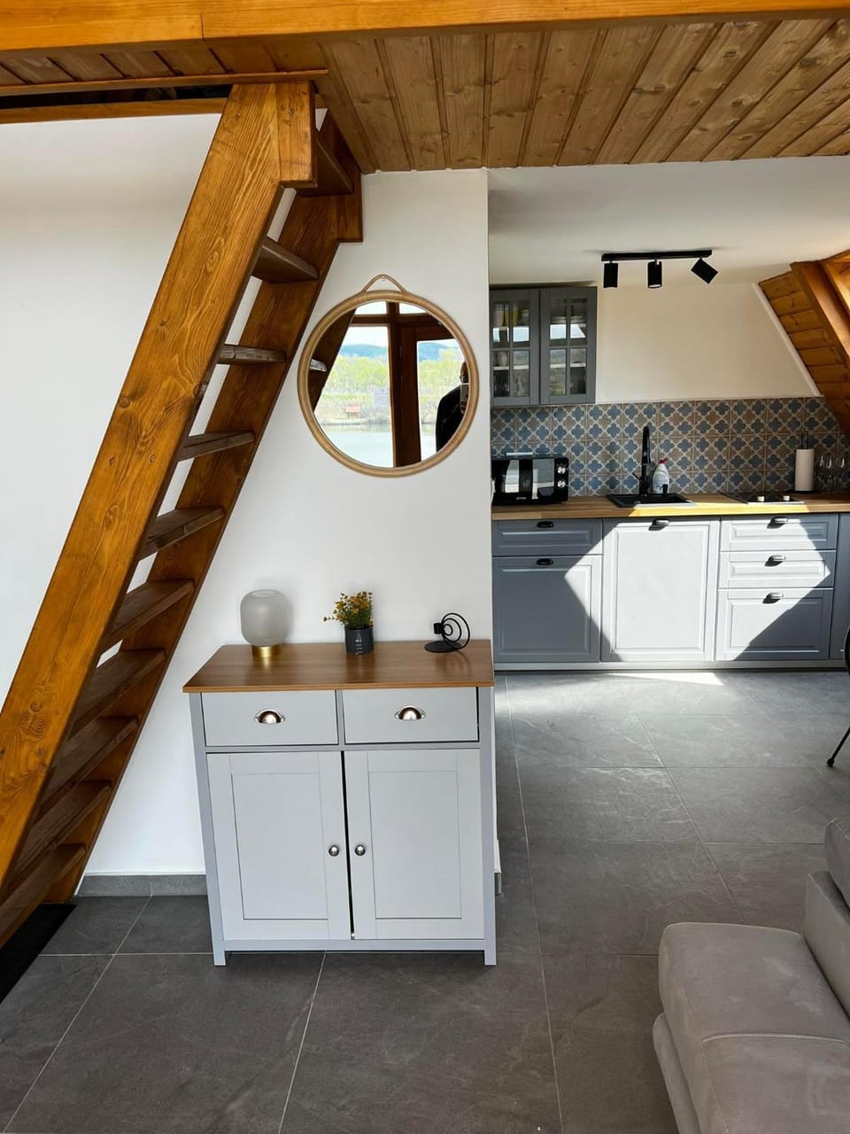 Kitchen or kitchenette, Living room