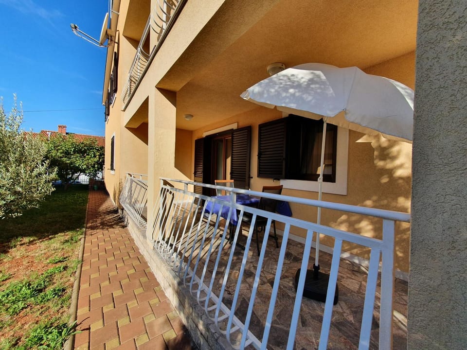 ANA A2 , 40 m2 Apartment in Novigrad