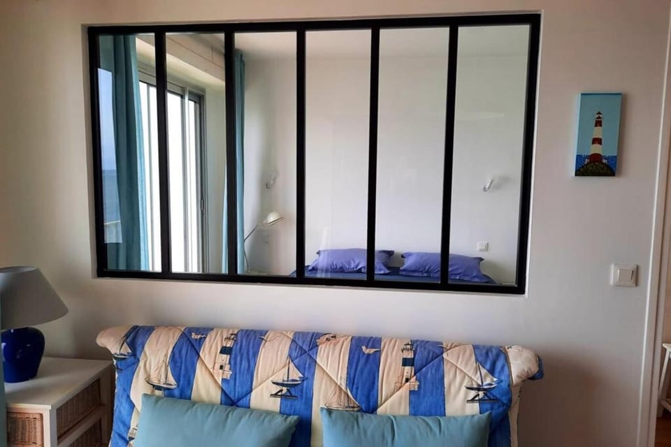 Turpault vue mer port maria quiberon 2 Apartment in Quiberon