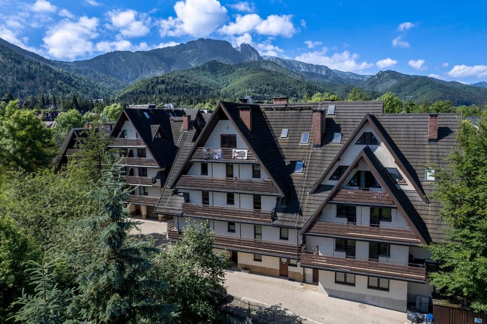 Property building, Mountain view