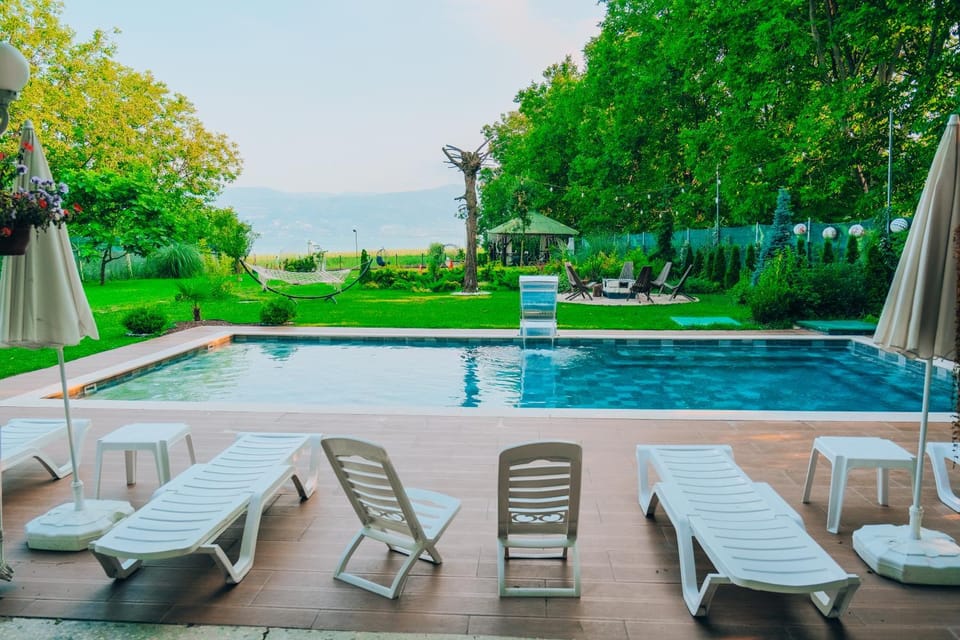 Garden, Balcony/Terrace, Garden view, Pool view, Swimming pool, sunbed
