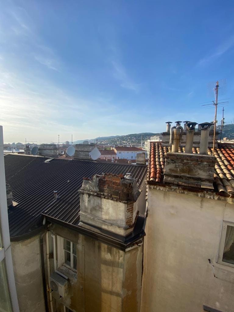 Red dream Apartment in Trieste