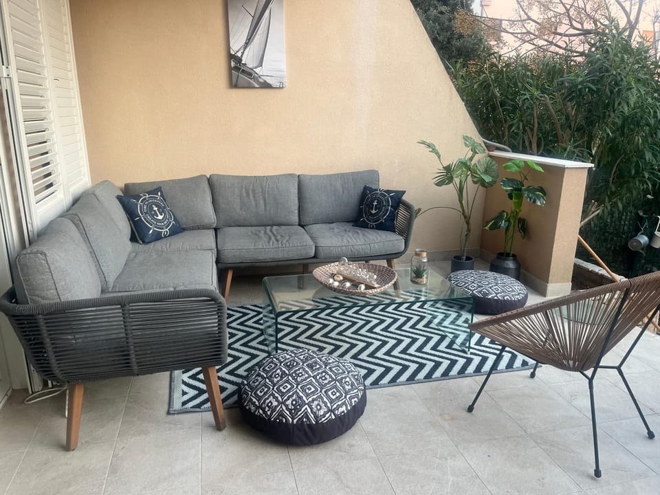 Salt&Sea Summer House Mandre Apartment in Novalja