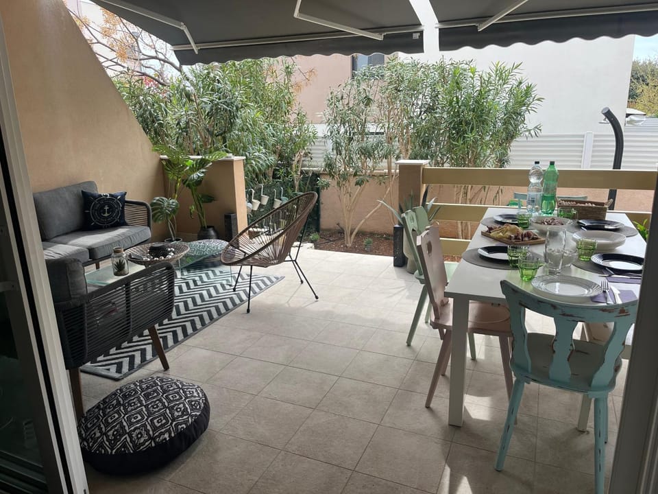 Salt&Sea Summer House Mandre Apartment in Novalja