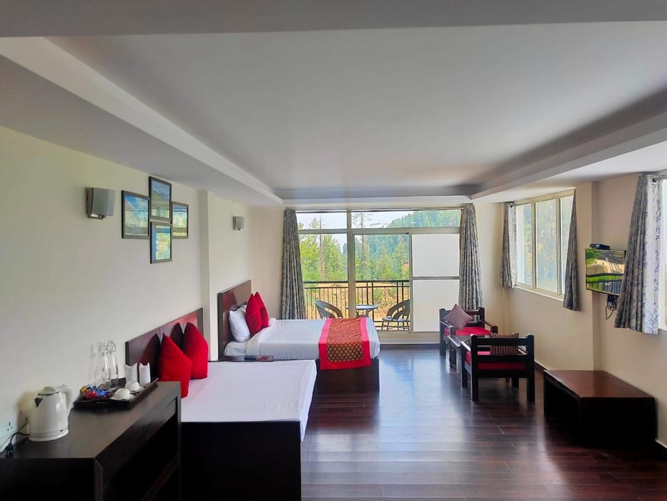 Bed, Living room, Bedroom