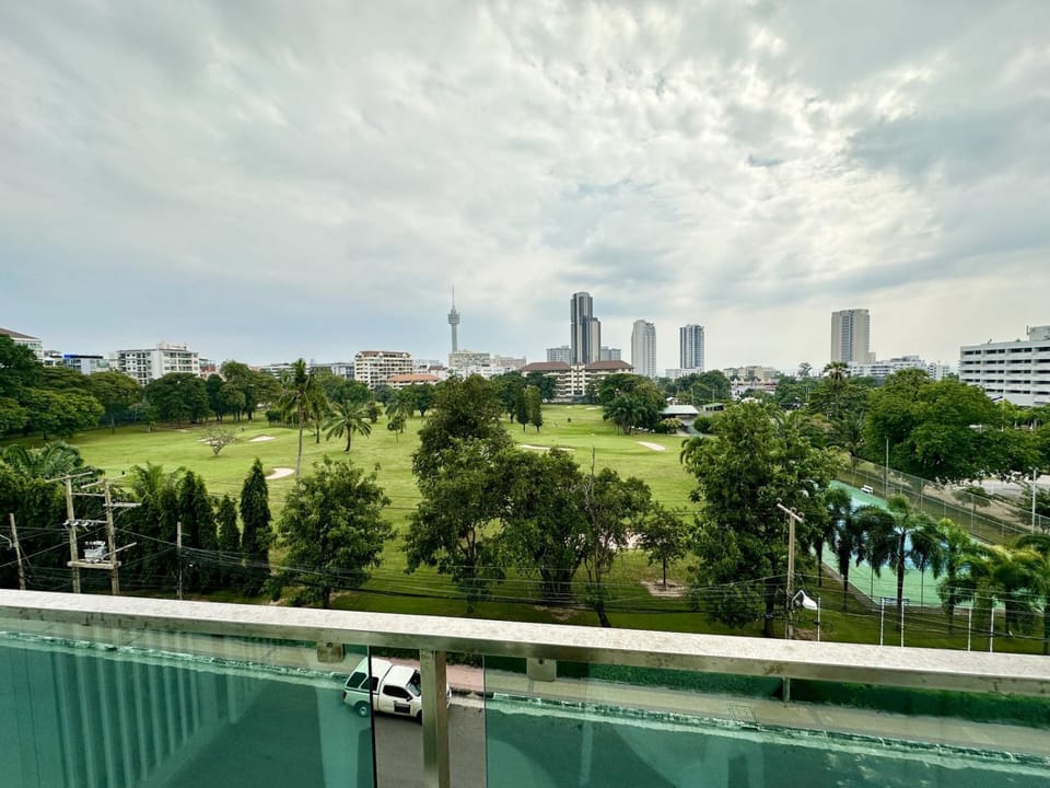 One Tower by ThaiminatorPattaya 3 Apartment in Pattaya City
