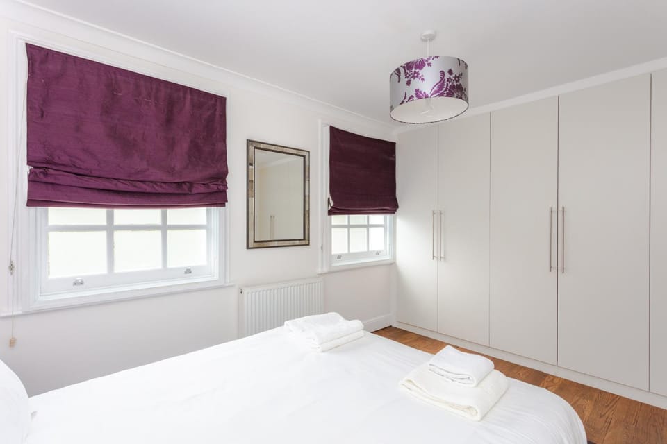 Stylish 3 Bedroom Home With Garden Near Kings Cross House in London Borough of Islington
