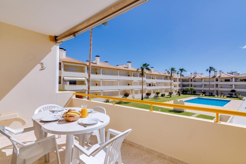 Balcony/Terrace, Pool view