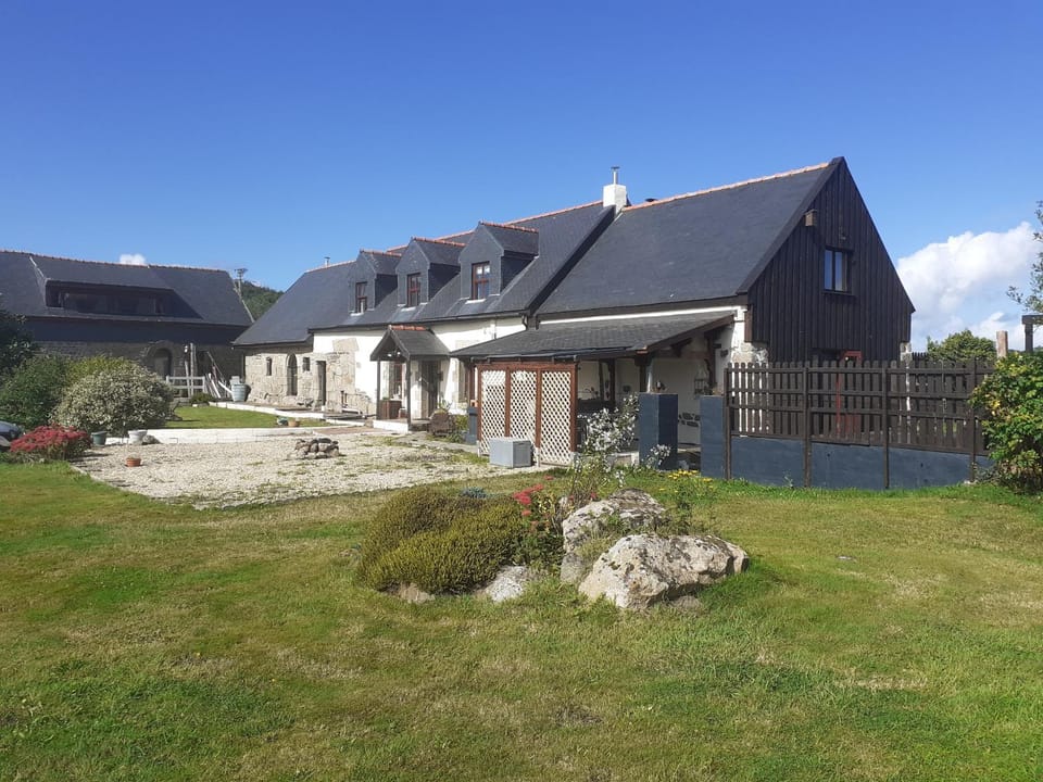 Property building, Garden