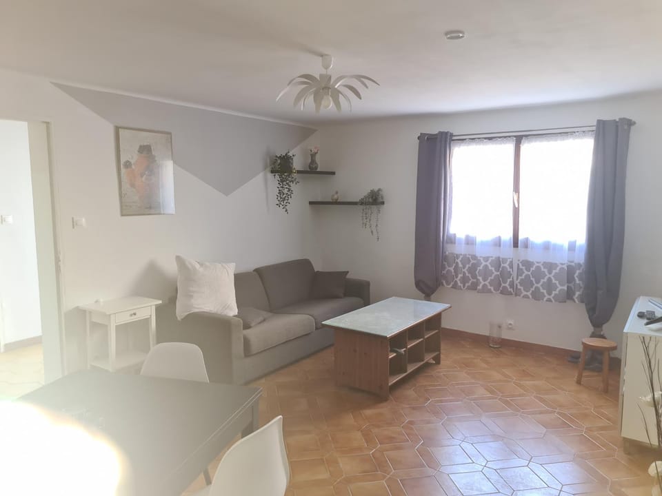 la picarde t3 de 50m2 Bed and Breakfast in La Seyne-sur-Mer
