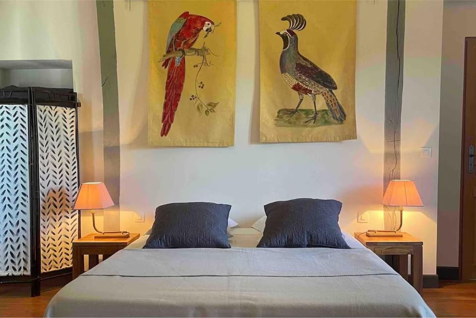 Bed, Decorative detail, Bedroom