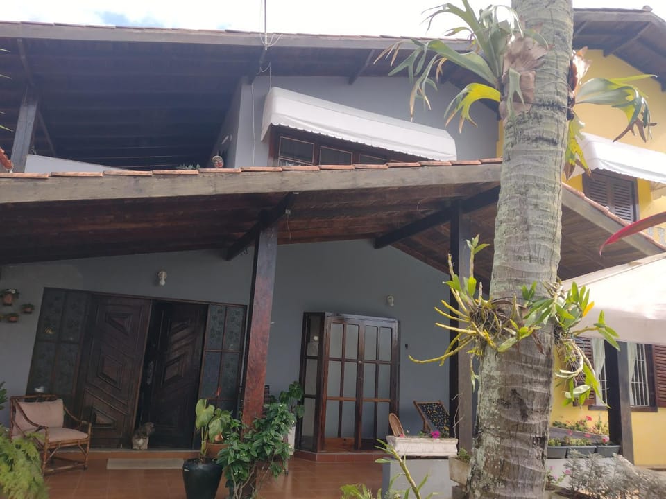 Hostel Lê Castelle Vacation rental in Caraguatatuba