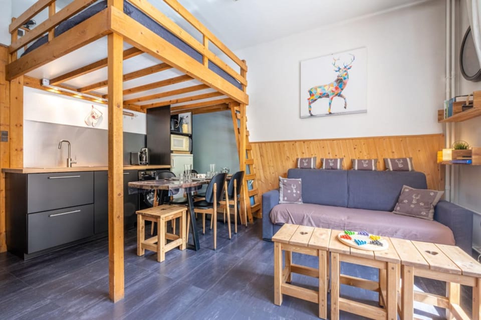 Warm Haven in Chamonix With balcony Apartment in Chamonix
