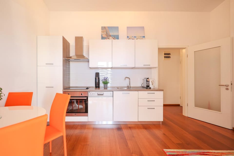 Kitchen or kitchenette, dishwasher, pet friendly