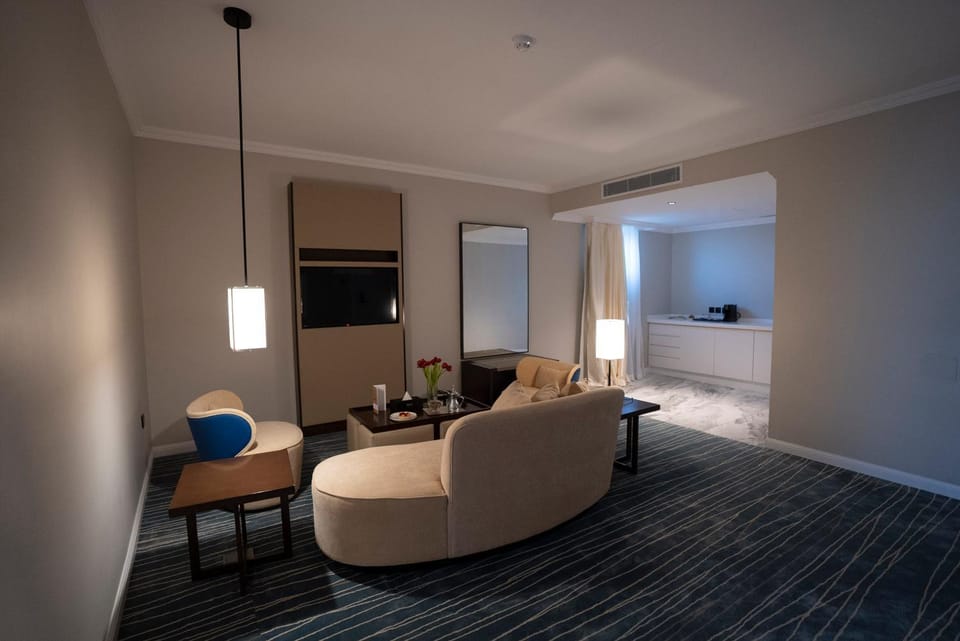 Living room, Seating area