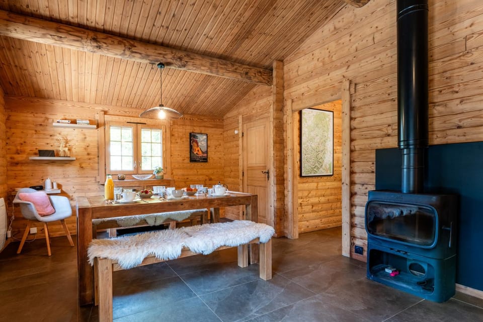 Dining area, Lunch