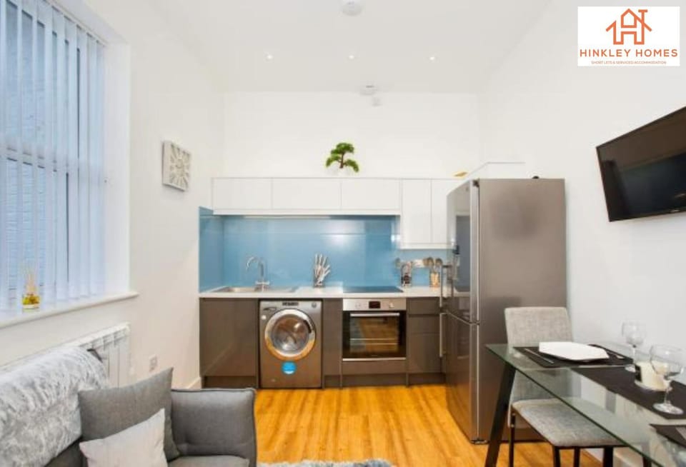 TV and multimedia, Kitchen or kitchenette, Living room, Seating area, Dining area, minibar, pet friendly, stove