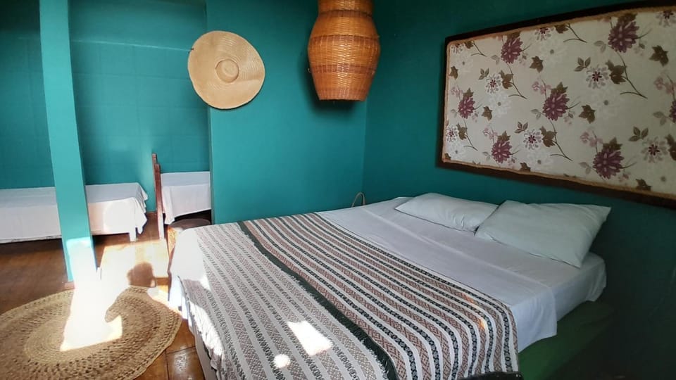 Shower, Toilet, Patio, Staff, Bed, Bathroom, TV and multimedia, Coffee/tea facilities, Balcony/Terrace, Decorative detail, Dining area, Animals, Bedroom, Pets, Area and facilities, group of guests, flat iron, hair dryier, internet, microwave, minibar, pet friendly, towels, air conditioner