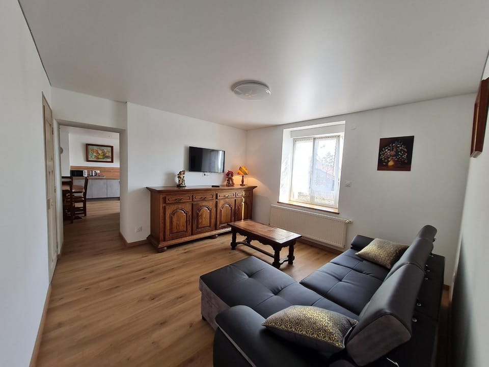 Gîte chaleureux sur une ferme en activité près de Nancy, idéal balades et proche commerces - FR-1-584-181 House in Vosges
