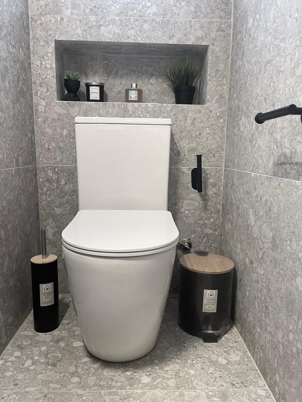 Toilet, Bathroom