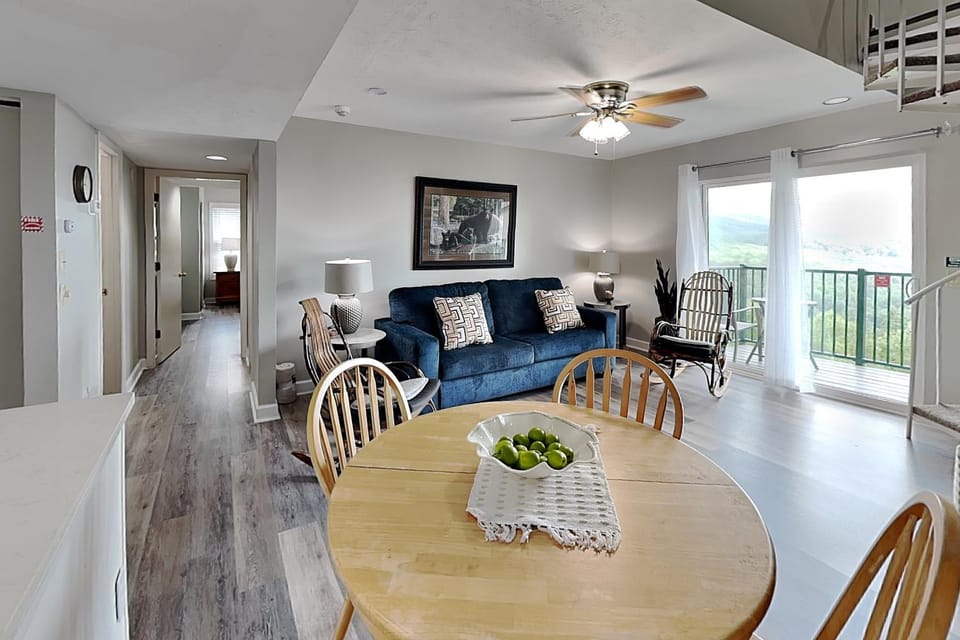 Living room, Seating area, Dining area, Mountain view, furniture