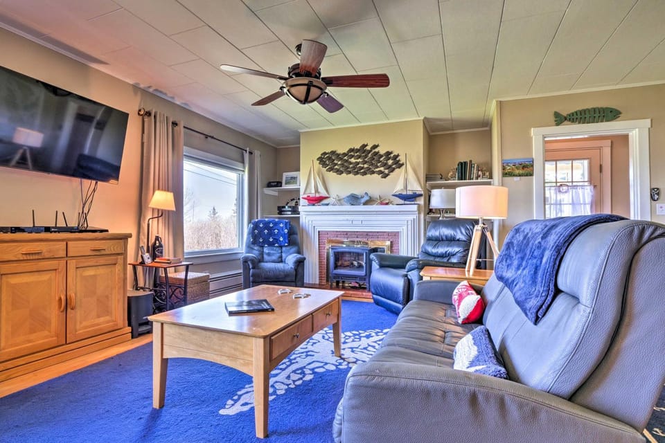 Nautical Lubec Cottage w/ Fire Pit & Grill! House in Lubec