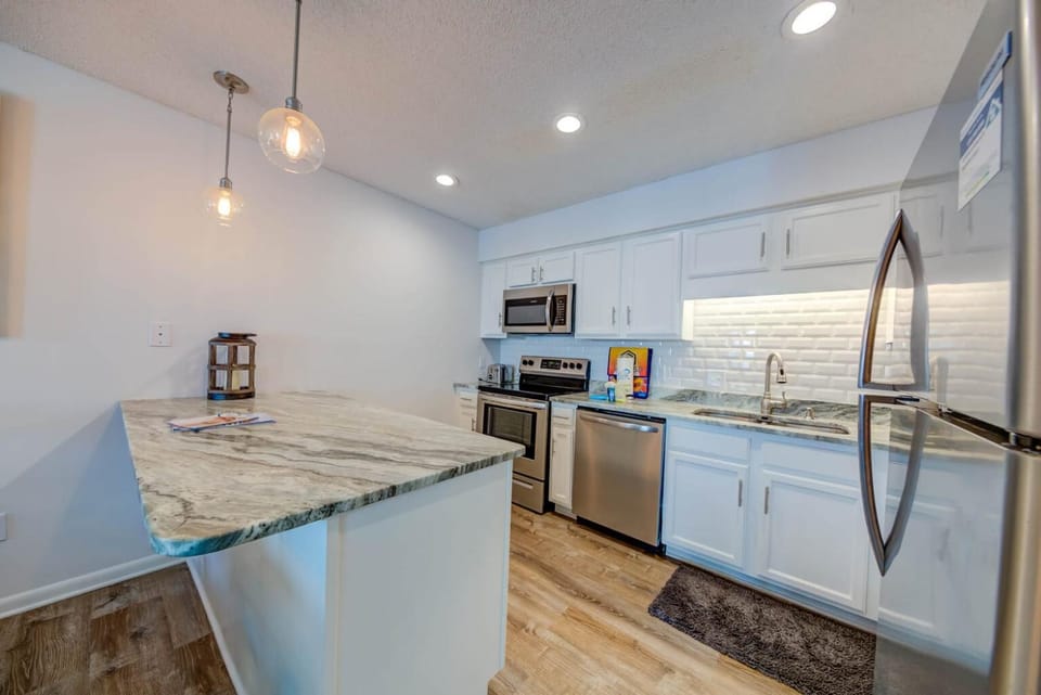Cotton Bayou 7H by Vacation Homes Collection Apartment in Orange Beach