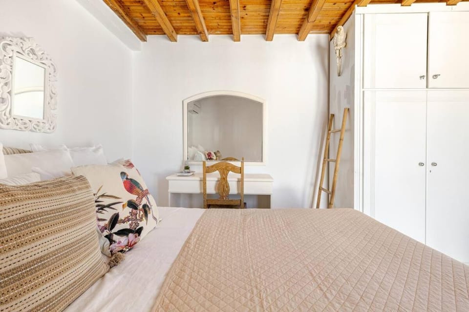 Casa Paraportiani View Mykonos Town House Apartment in Mykonos