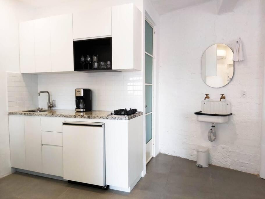 Kitchen or kitchenette