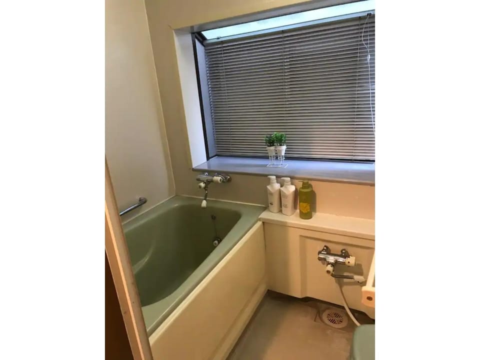 Family House "2F" - Vacation STAY 12940 Bed and Breakfast in Japan