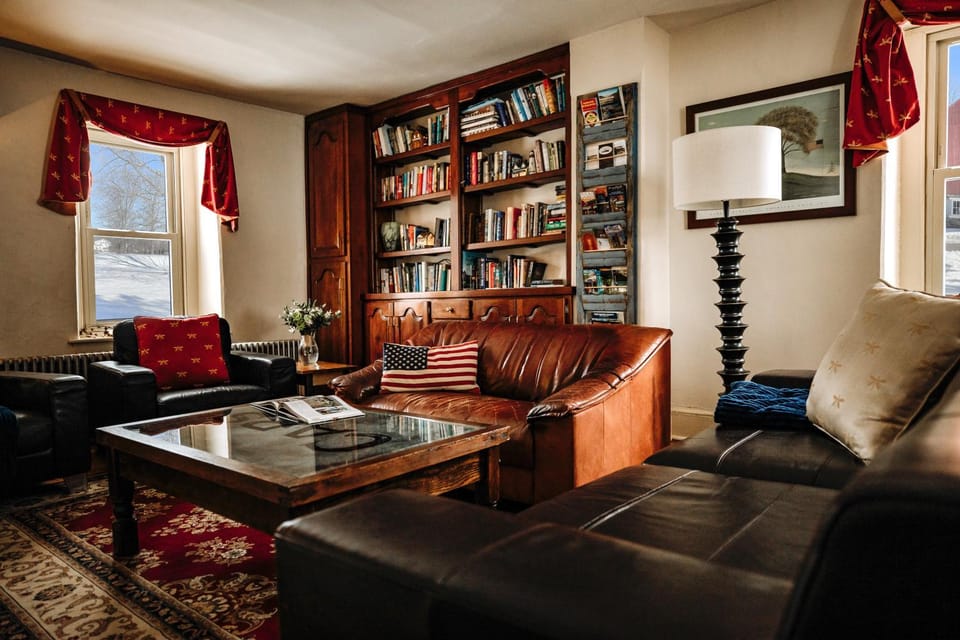 Living room, Internal: Not applicable to any particular room