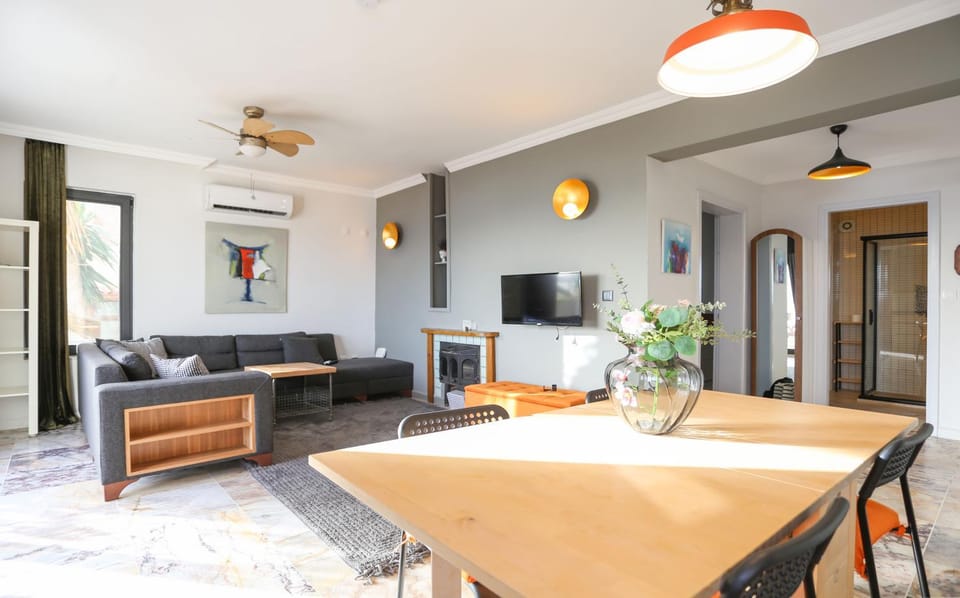 Barış Apartment with Seaview Apartment in Kas