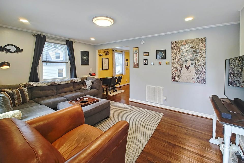 Freshly Renovated Raleigh Home Near Downtown! House in Raleigh