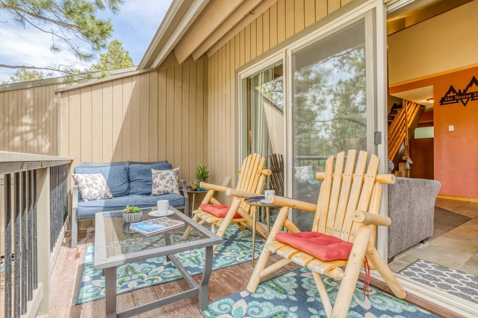 Ski House 203 - Meredith Lodging House in Bend