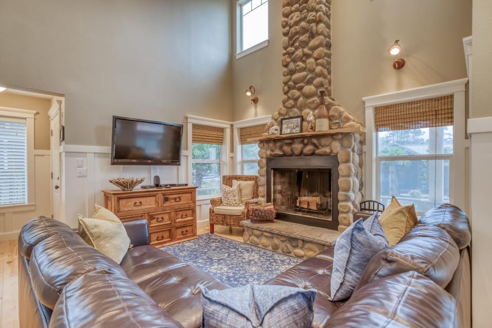 Del Pine MCA 840 - Meredith Lodging House in Manzanita
