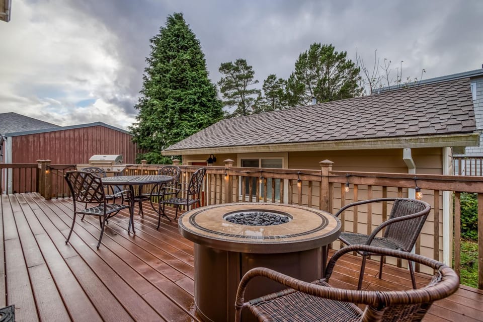 Del Pine MCA 840 - Meredith Lodging House in Manzanita